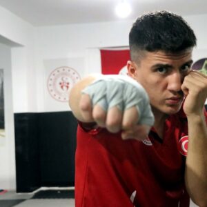 18 yasinda yuzde 89 nakavt orani yenilmez yumruk yusuf eren q9JXzC35