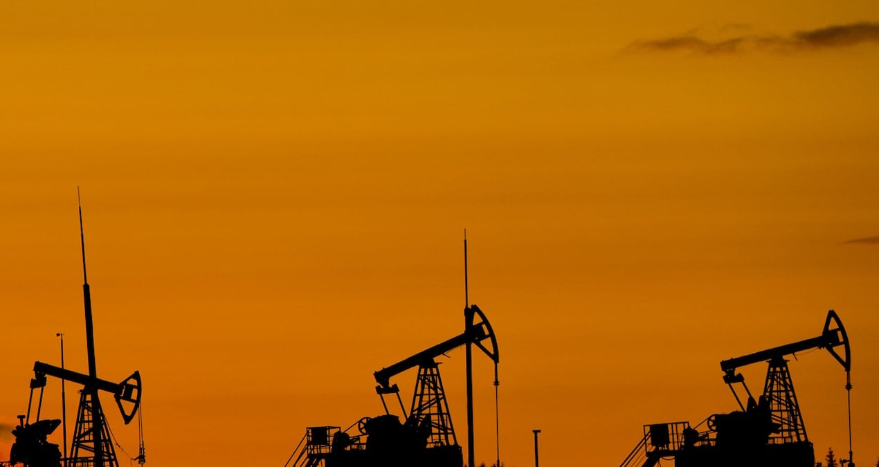 abdde petrol stoklari beklentinin aksine dustu i4b88c8a