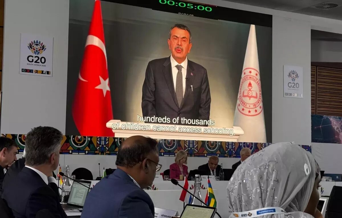 egitimde guvenlik ve insan haklari vurgusu G1CfQ7DR.jpg