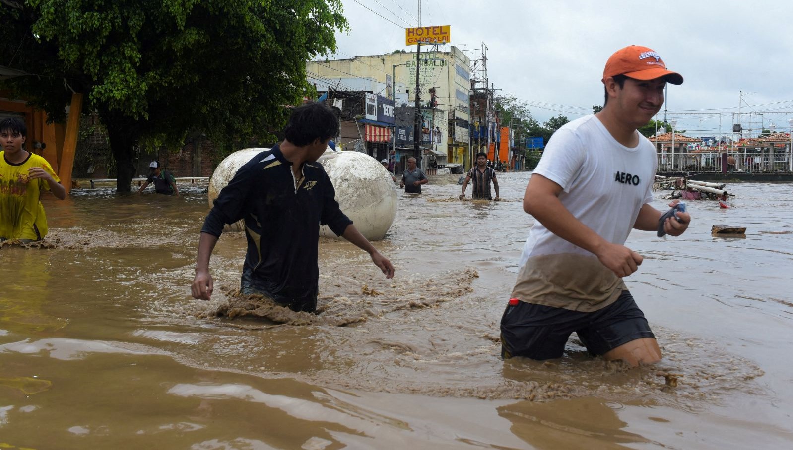 meksikada selin bilancosu agir 23 kisi hayatini kaybetti 6BuP5Tp5