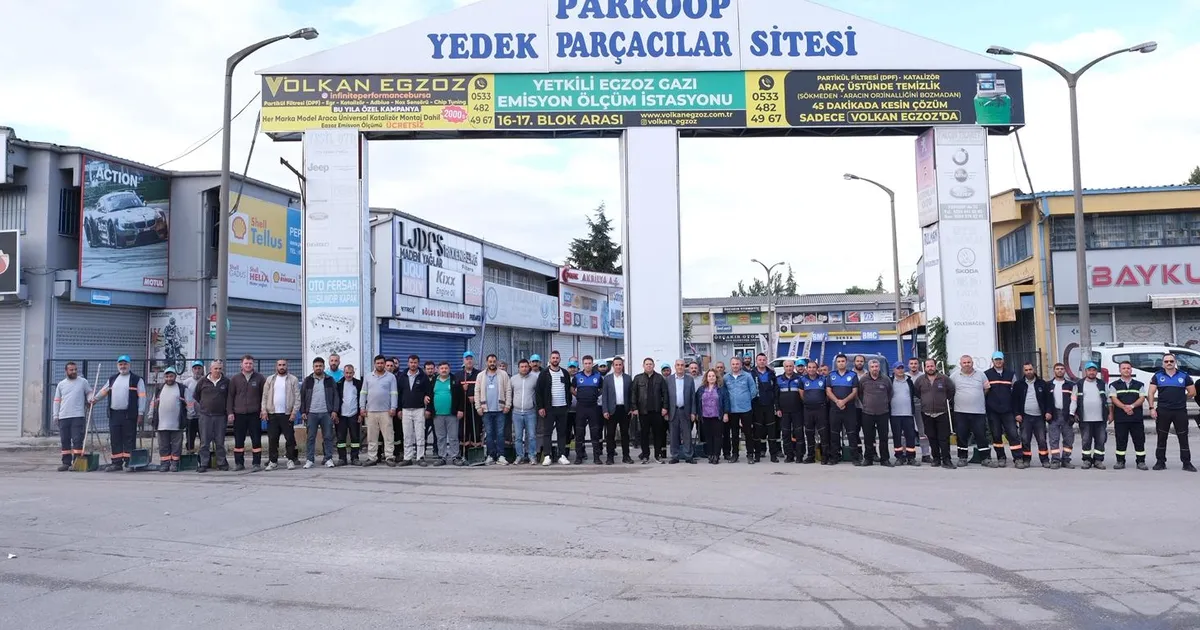 nilufer belediyesinden besevler sanayi sitesinde kapsamli temizlik 3B7tFcuf