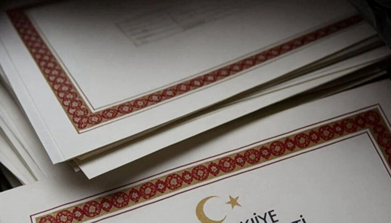 sahte e imza davasi tahliye edilen 5 sanik yeniden tutuklandi gEGfHhhj.jpg