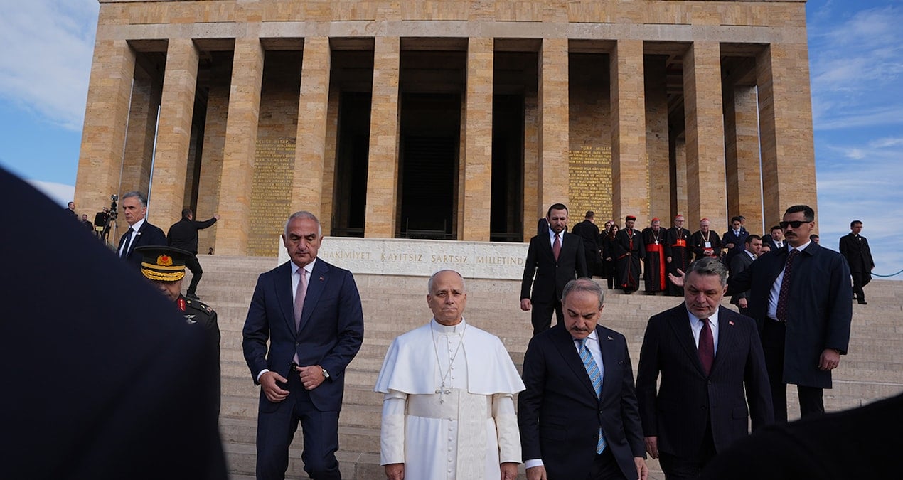 Papa 14. Leo Anıtkabir Özel Defteri’ne bu sözleri yazdı