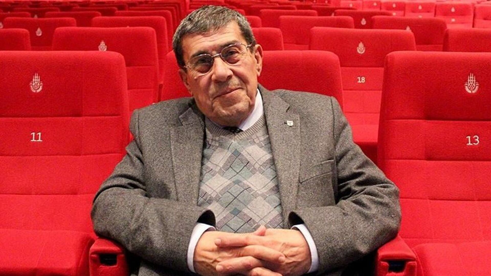 Ünlü tiyatrocu Zihni Göktay, neden huzurevine yerleştiğini anlattı