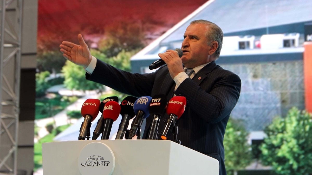 Bakan Bak: Dijital bağımlılıkla mücadelenin en etkili yolu spordur