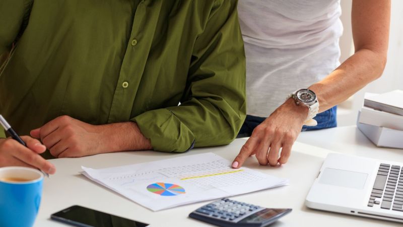 Piyasa Uzmanları: “Hisseni Sakla, TL'den Ayrılma”